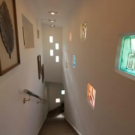 Viva Tropical Villa *